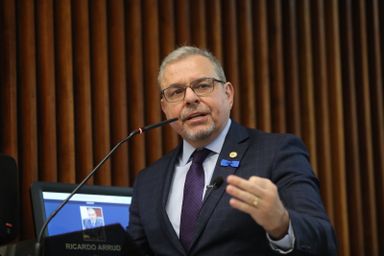 Deputado Ricardo Arruda (PL) protocola projeto que proíbe eventos que incitem ataques ao Estado e aos órgãos de Segurança Pública
