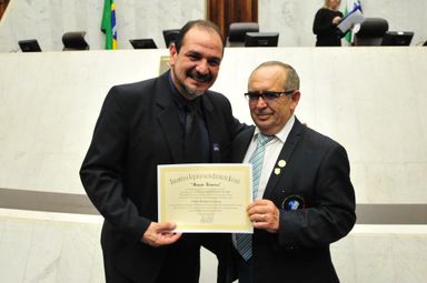 Assembleia Legislativa homenageia participantes de Seminário da Educação Básica