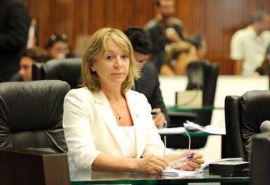 Aprovado projeto que visa inibir trotes telefônicos no Paraná