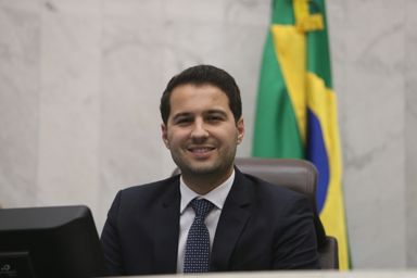 Audiência pública discute soluções para o futuro da indústria e do comércio no Paraná
