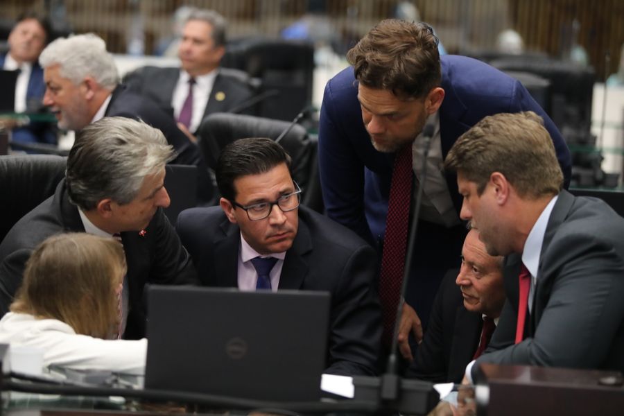 oposição contra venda copel