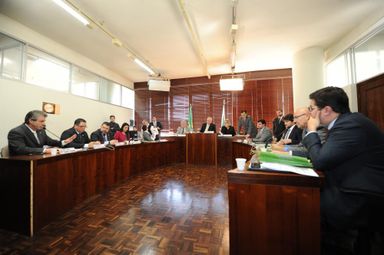 CCJ aprova projeto ampliando prazo para opção de enquadramento funcional no DETRAN