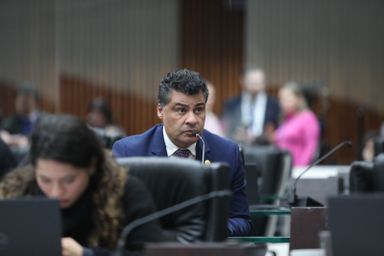 Projeto apresentado pelo deputado Marcelo Rangel (PSD) prevê prioridade em piscinas públicas para pessoas com fibromialgia