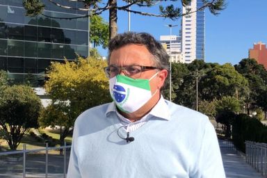 Coordenador da Frente Parlamentar do Coronavírus defende retorno do "cartão comida boa”