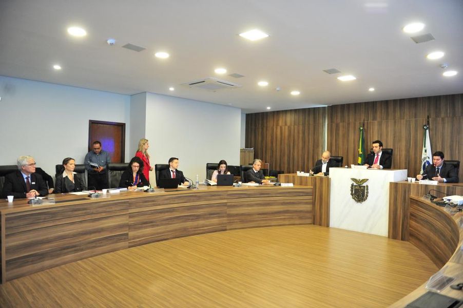 Reunião entre as Comissões 