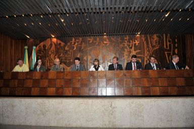 Setor leiteiro discute na Assembleia problemas da brucelose e tuberculose animal