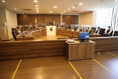 Projeto que permite delegação de rodovias estaduais ao governo federal começa a ser discutido na CCJ