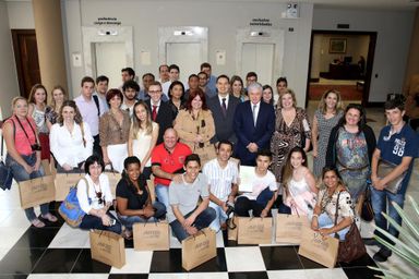 Assembleia recebe visita de estudantes integrantes da Caravana da Cidadania