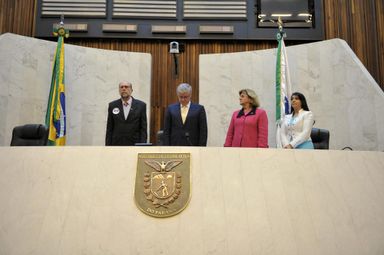 Assembleia faz sessão solene para marcar encerramento do Agosto Azul