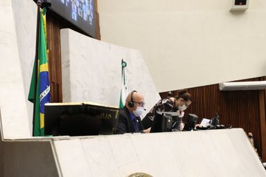 Uso de máscara em ambientes coletivos será obrigatório no Paraná