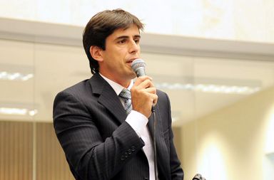 Projeto visa assegurar continuidade dos serviços públicos essenciais aos desempregados