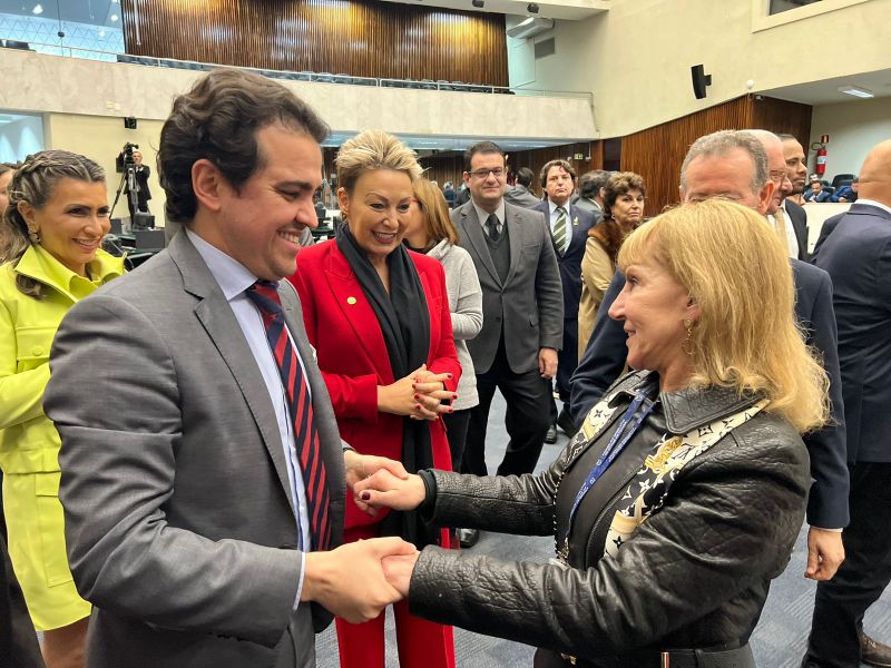 homenagem ana beatriz Guerra