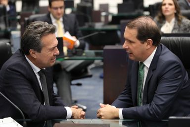 Deputados Marcel Micheletto e Márcio Nunes retornam à Assembleia Legislativa