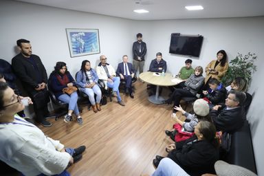 Liderança da Oposição debate projeto de lei sobre conflitos fundiários coletivos urbanos