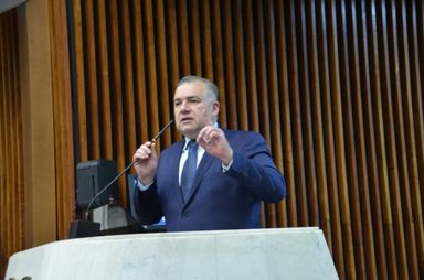 Deputado Ney Leprevost (União) vai coordenar a Frente Parlamentar da Medicina
