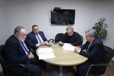 Comissão de Saúde aprova projetos de conscientização e criação de funções comissionadas