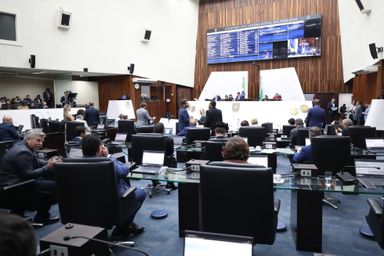 Parlamento aprova doação de imóveis para atender áreas de saúde, segurança, lazer e prestação de serviços municipais