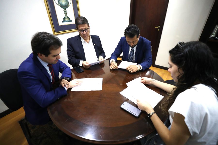 com ind com 13102025