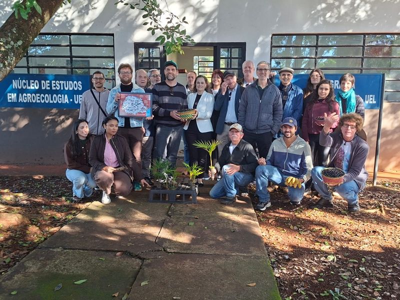 goura visita UEL