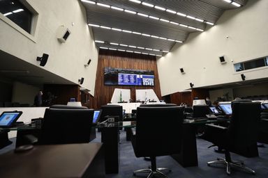 Deputados aprovam novas propostas que beneficiam paranaenses no enfrentamento ao coronavírus