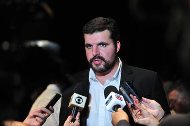 Deputado Lupion rebate declarações de promotora de Justiça em audiência sobre limites da Escarpa Devoniana