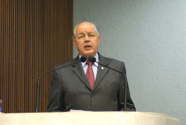 Secretário da Fazenda afirma que contas públicas registram superávit de R$ 2,28 bilhões