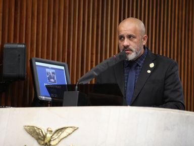 Deputado Soldado Fruet pede ampliação das vagas no concurso da Polícia Militar