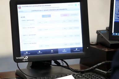Deputados iniciam votação da LDO para 2021