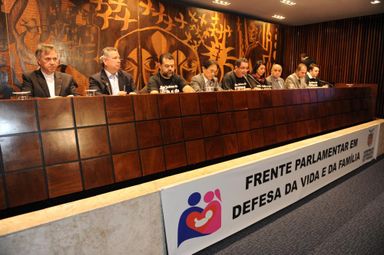 Frente Parlamentar em Defesa da Vida e da Família  é lançada oficialmente na Assembleia