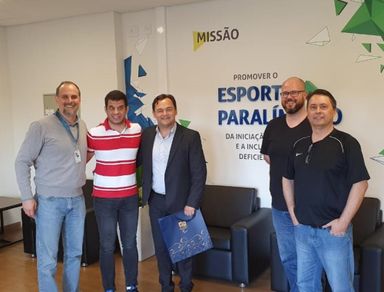 Coordenador da Frente em Apoio e Defesa ao Paradesporto da Alep visita Centro de Treinamento Paralímpico