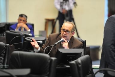 Deputado pede isenção de ICMS para armas adquiridas por policiais