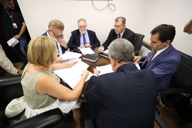 Comissão de Saúde aprova projetos voltados ao autismo, doenças raras, saúde mental e políticas públicas de assistência