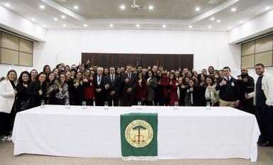 Acadêmicos de Londrina dão início ao "Rolê Cívico"