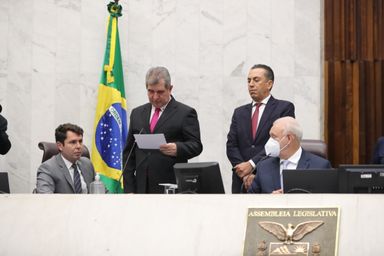Bazana e Reichembach assumem como deputados na Assembleia