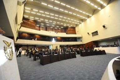 Nova proposta de reajuste do funcionalismo estadual será votada nesta quarta-feira (10)