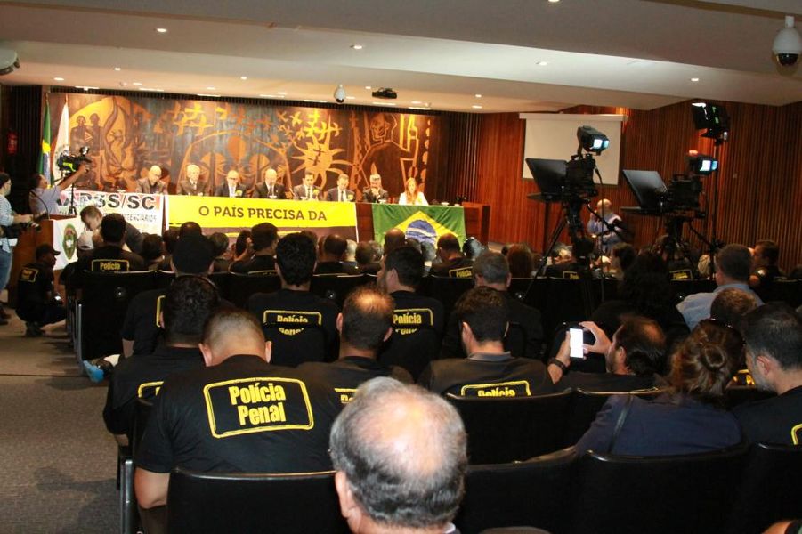 Audiencia Pública - Externa - Recesso