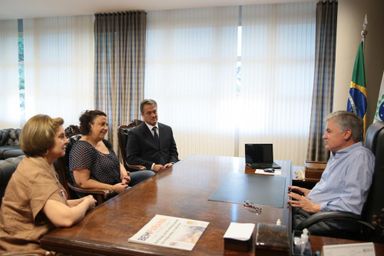 Comissão Executiva e Comissão Especial discutem elaboração do concurso público na Assembleia