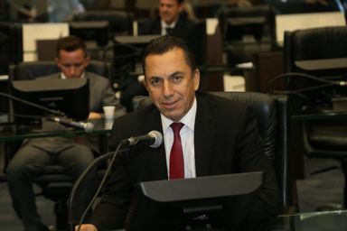 Reichembach destaca importância da PEC que acaba com a aposentadoria de ex-governadores