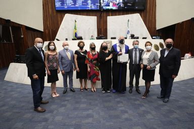 Banda de Música do Colégio Estadual do Paraná é homenageada na Assembleia