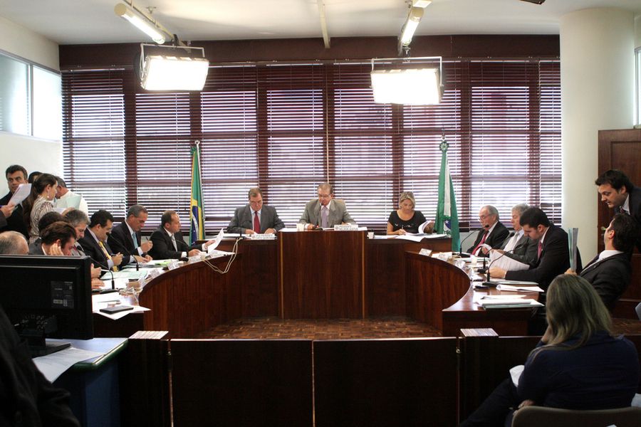 CCJ - reunião