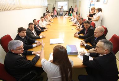 Entidades de Foz apresentam reivindicações à Comissão de Turismo