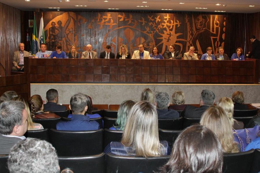 Solenidade em Homenagem ao Dia Mundial de Conscientização do Autismo