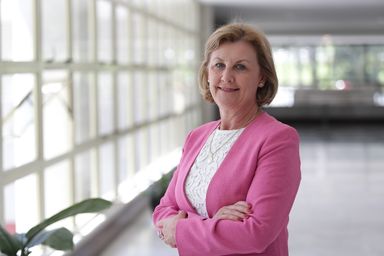 Após liderar o enfrentamento à pandemia em Curitiba, Marcia Huçulak tem na Assembleia um novo desafio na carreira