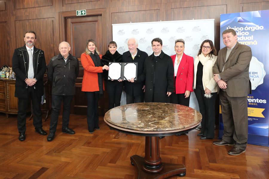 assinatura termo senac/sesc/alep/fecomércio