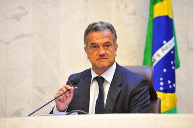 Plauto comemora acordo que voltará a permitir o pagamento de contas de luz nas lotéricas