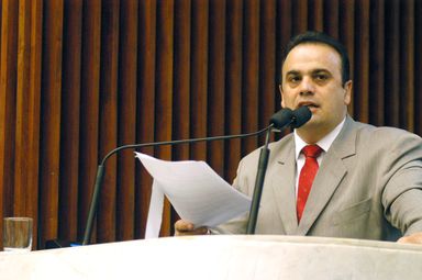 Projeto garante transporte gratuito para idosos em linhas intermunicipais