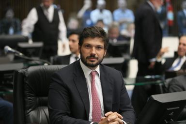 Empresários terão prazo maior para aderir ao Refis e vão pagar menos honorários