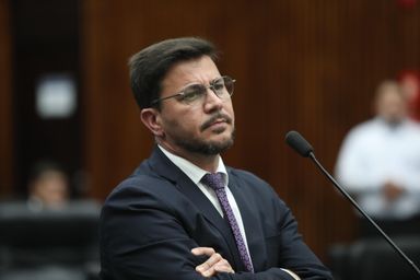 Oposição apresenta propostas para atender reivindicações de professores e servidores da educação no Paraná