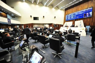 Assembleia encerra trabalhos em 2018 aprovando Programa de Parcerias do Paraná (PAR)