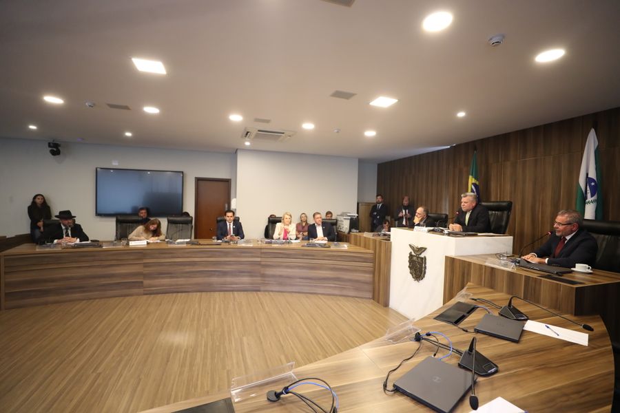 com ética 09032026